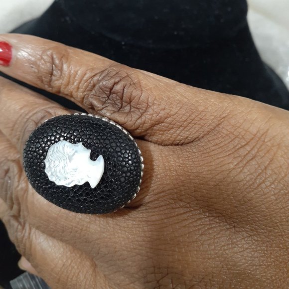 JENNA BLUE STERLING RING MOP SILHOUETTE - Picture 7 of 10